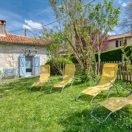 Ecossais Du Bourg By Interhome * Rioux-Martin